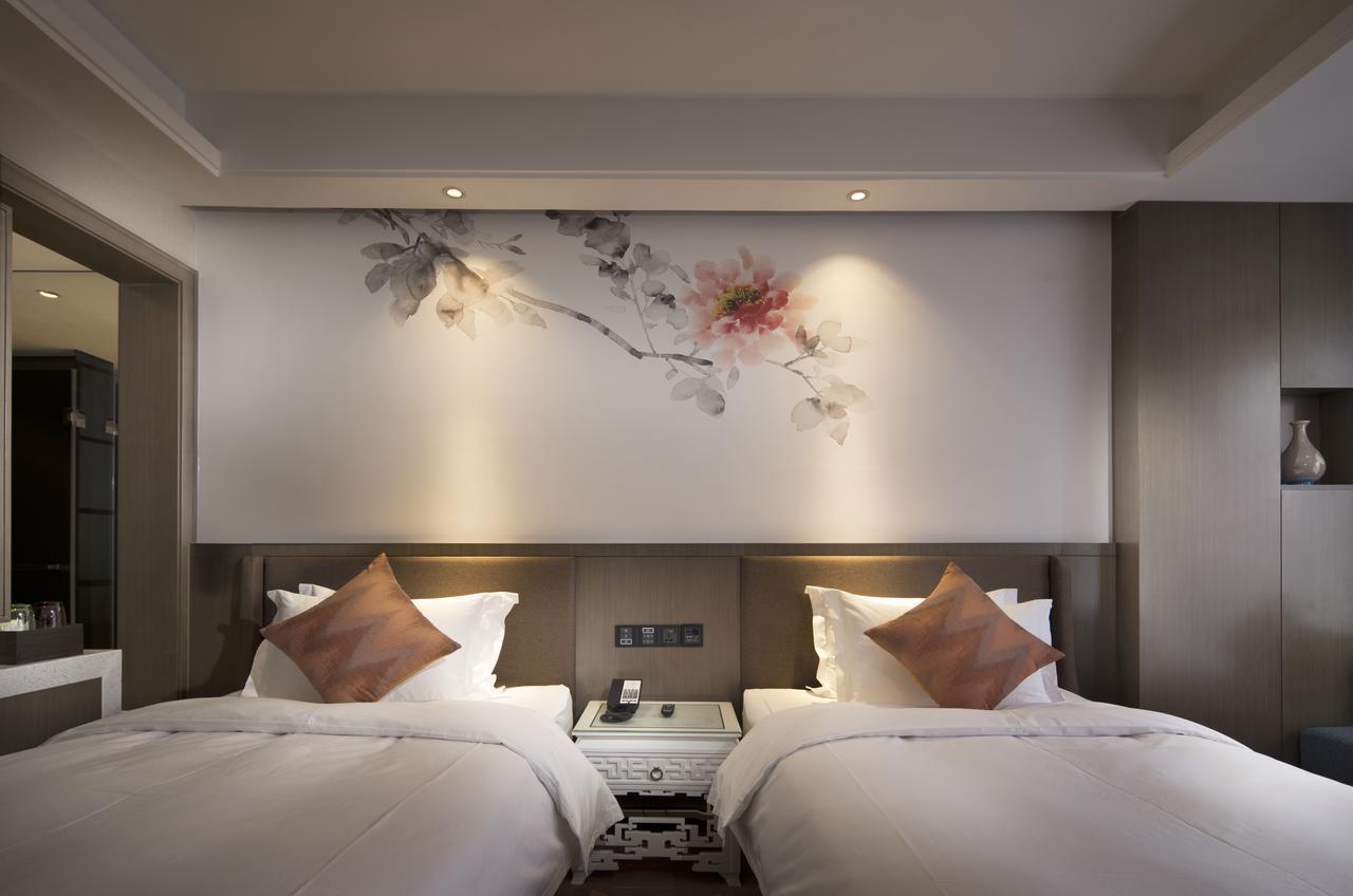 Paco Hotel Dongpu Guanghzou -Free Shuttle Bus For Canton Fair Esterno foto